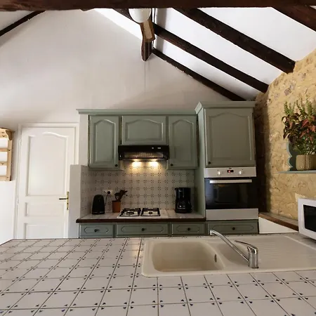 Hay Barn - Spacious With Private Terrace And Incredible View, Shared Swimming Pool Lejlighed Peyzac-le-Moustier